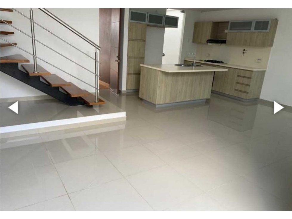 CASA CON JACUZZI EN VENTA EN CONJUNTO CERRDO — foto 2