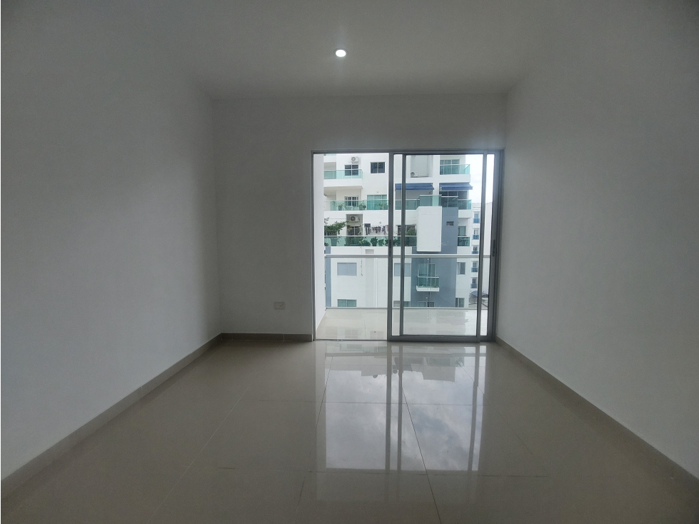APARTAMENTO EN ARRIENDO - CASTELLANA — foto 2