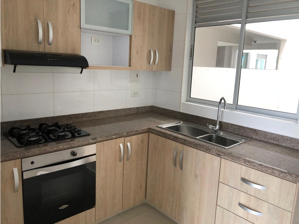 VENDE APARTAMENTO EN LA CASTELLANA — foto 3