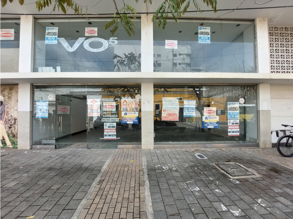 LOCAL COMERCIAL EN ARRIENDO - CENTRO - 1