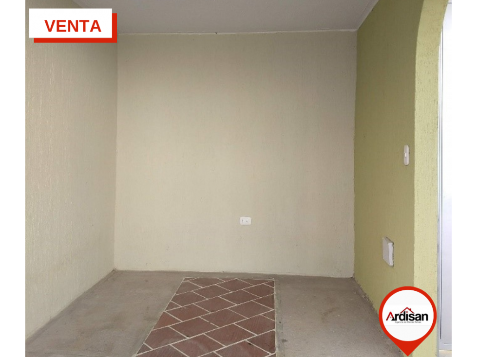 CASA UNIFAMILIAR DE DOS PISOS + PLACA PROYECTADA - 4