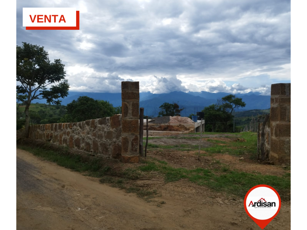 HERMOSAS PARCELAS CON CIMENTACIÓN Y PARQUEADERO CUBIERTO - 1