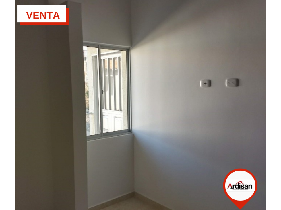 CASA UNIFAMILIAR DE DOS PISOS + PLACA PROYECTADA - 5