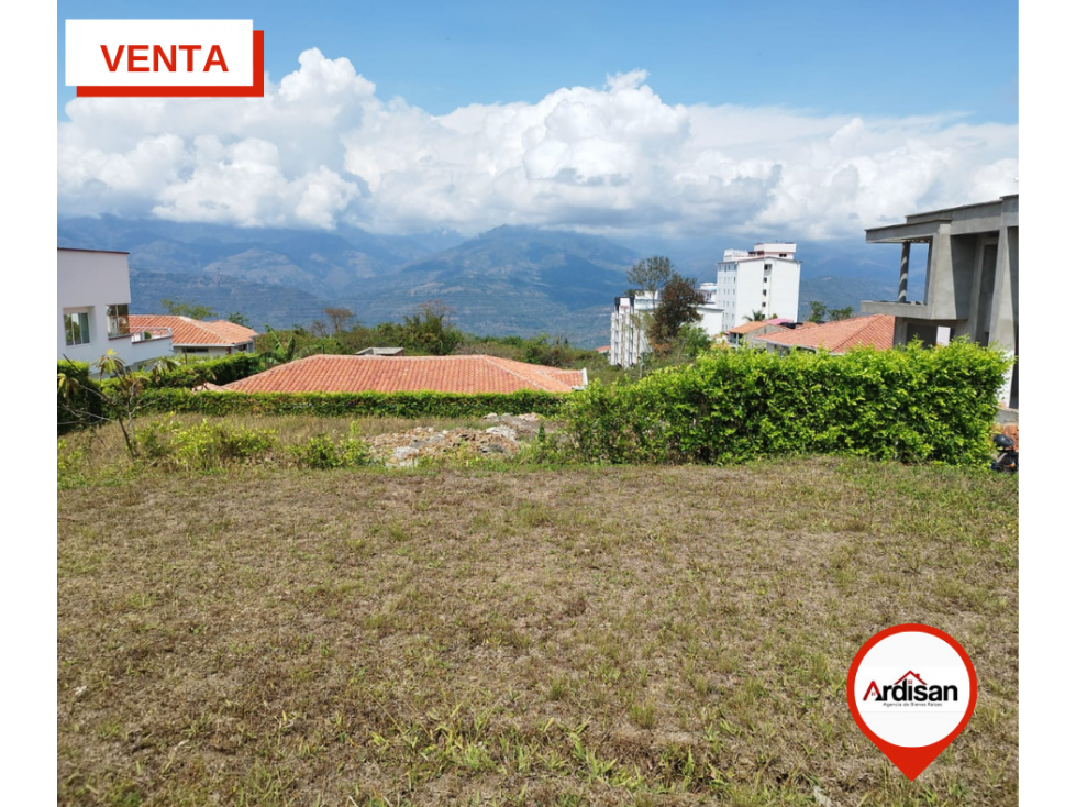 LOTE URBANO DE 360 M2 EN CONDOMINIO - 2