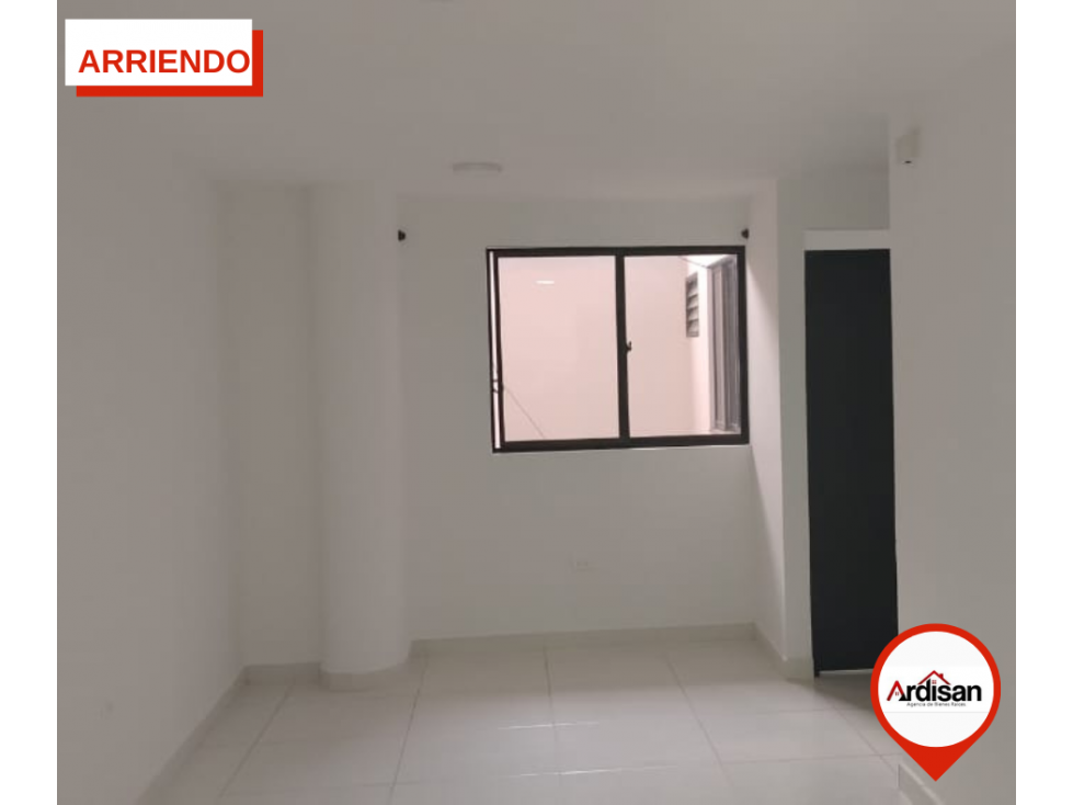 APARTAMENTO CENTRAL EN TERCER PISO - 4