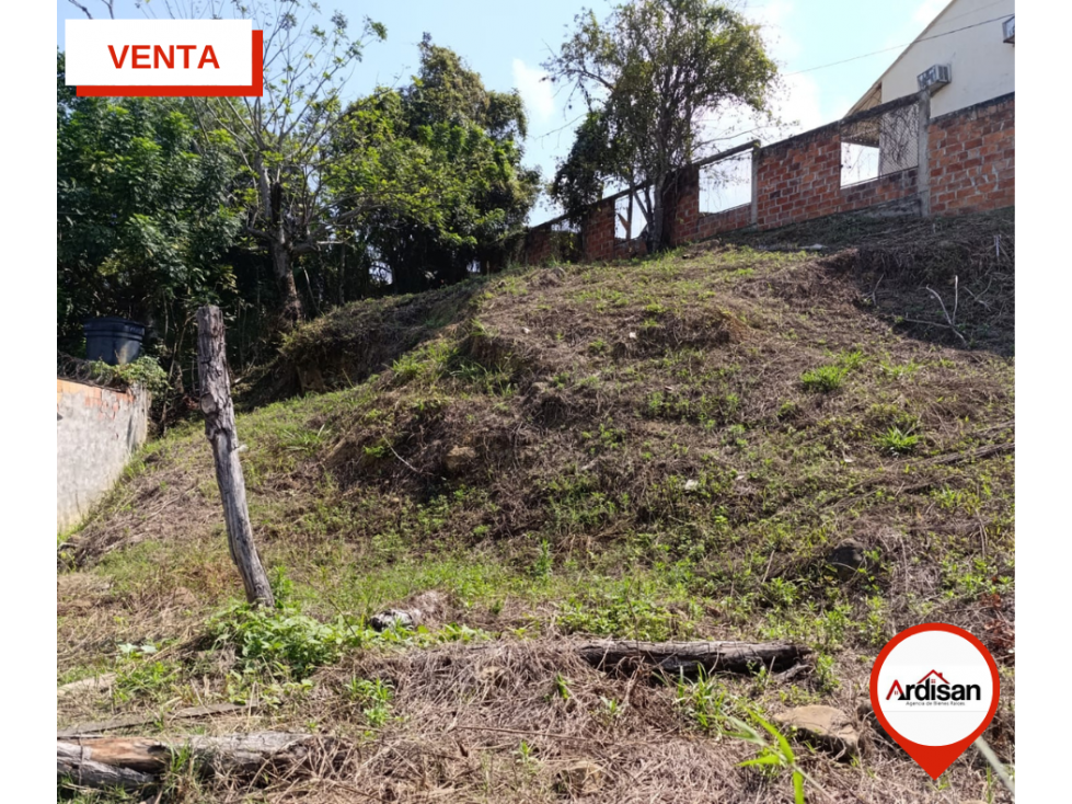 AMPLIO LOTE URBANO DE 415MTS - 1