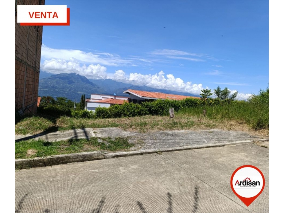LOTE DE 72MTS EN URBANIZACION - 1