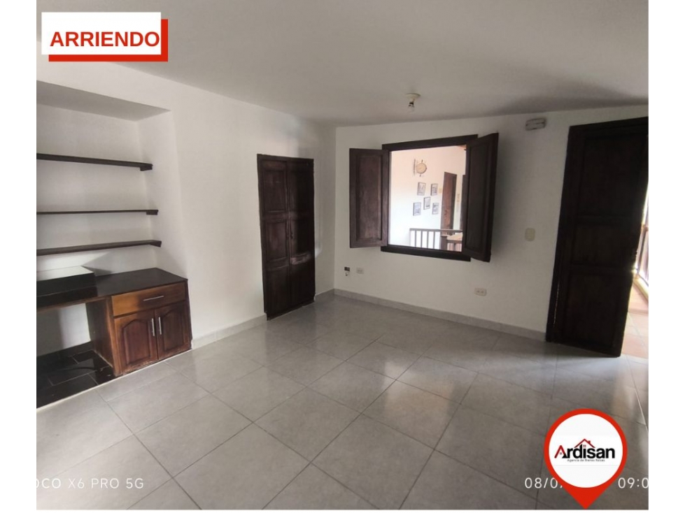 APARTAESTUDIO CERCA A LA CATEDRAL