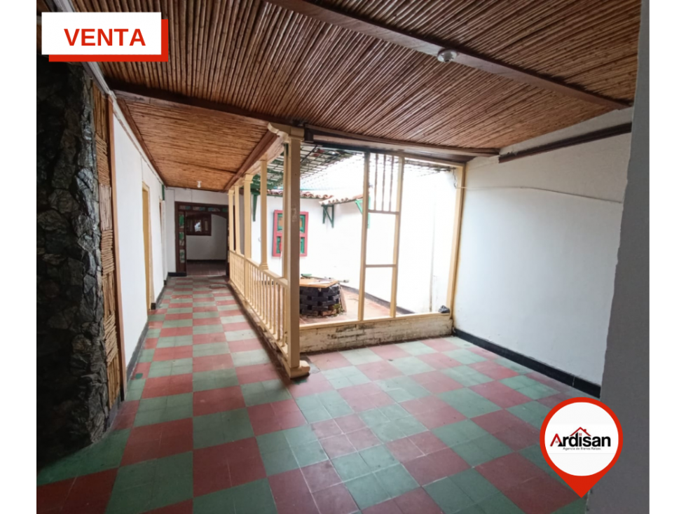 CASA COMERCIAL CENTRAL DE 200MTS - 1