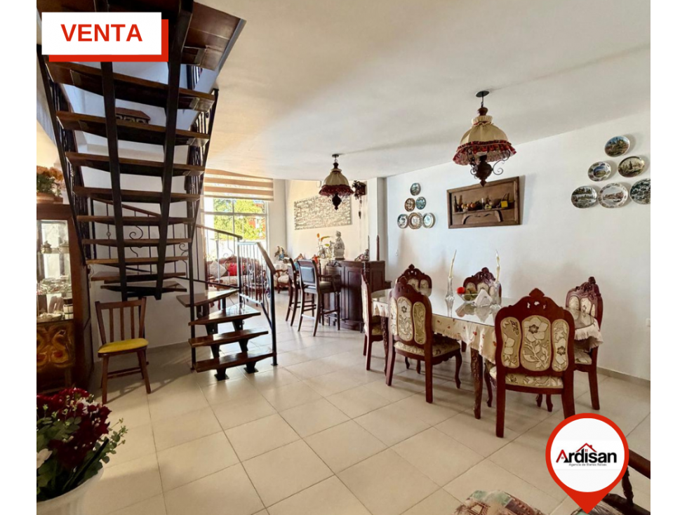 AMPLIA CASA MODERNA EN CONDOMINIO PRIVADO — foto 3