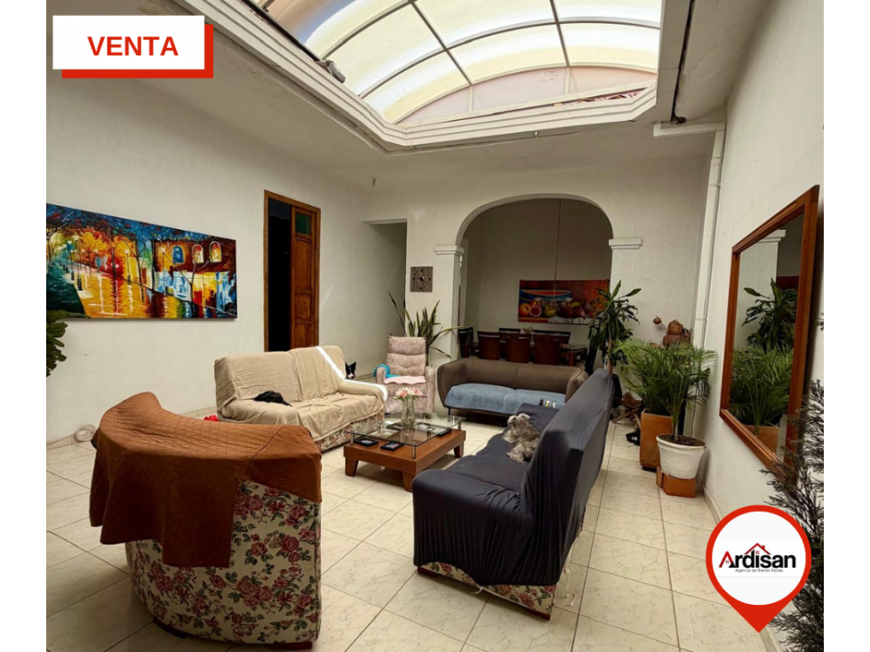 CASA AMPLIA CENTRAL DE 10MTS DE FRENTE X 31MTS DE FONDO - 3