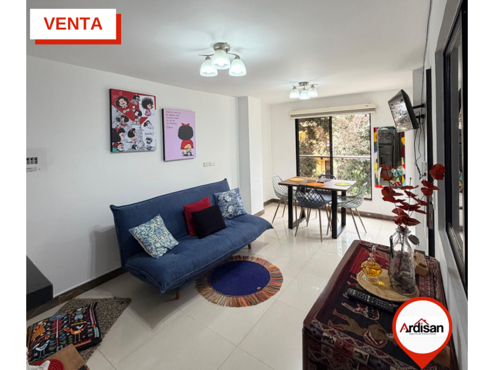 APARTAMENTO en 2DO PISO con PARQUEADERO!!! - 2