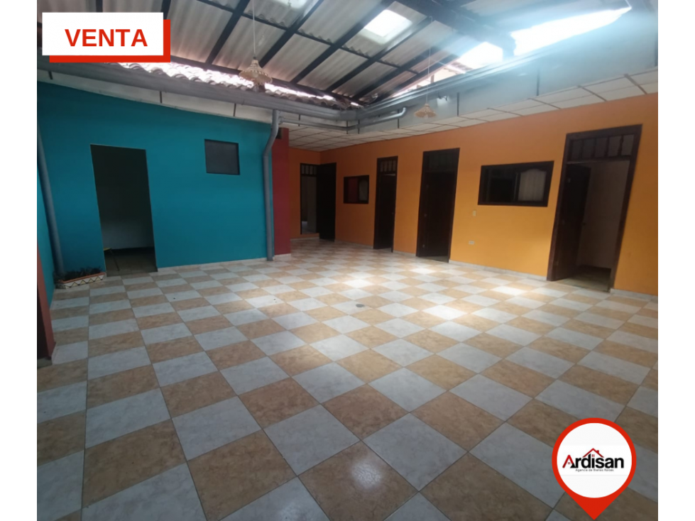 CASA COMERCIAL PLANA CENTRAL DE 319MTS - 3