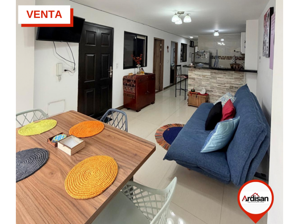 APARTAMENTO en 2DO PISO con PARQUEADERO!!! - 3