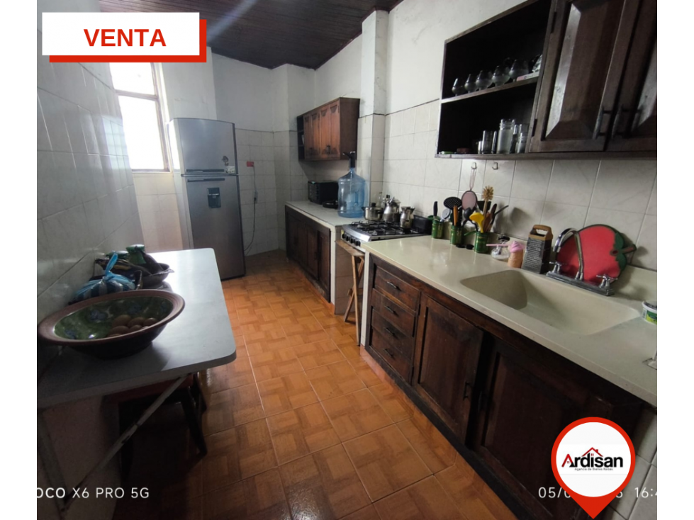 CASA CENTRAL PLANA DE 150MTS APROX - 2
