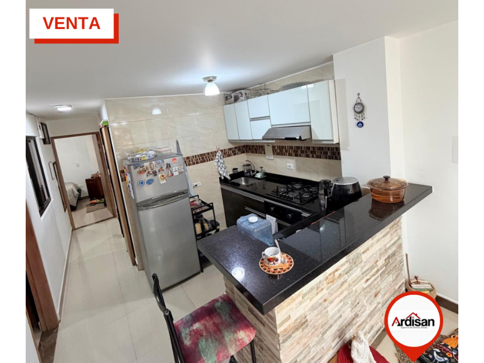 APARTAMENTO en 2DO PISO con PARQUEADERO!!! - 5