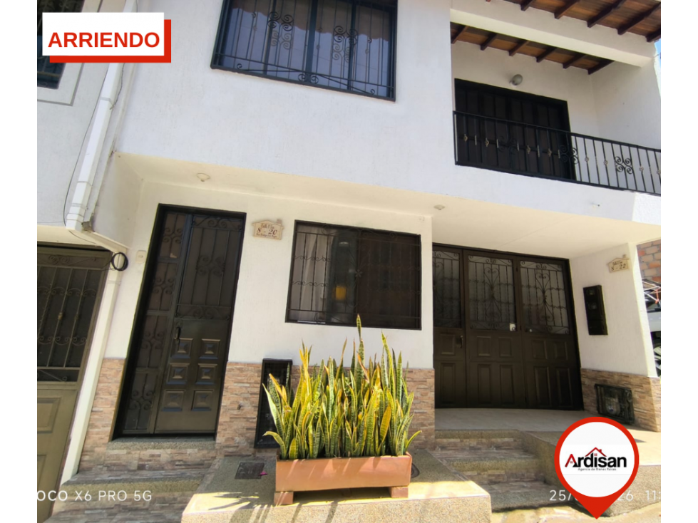 ARRIENDO APARTAMENTO DUPLEX EN VILLA MERCEDES - 2