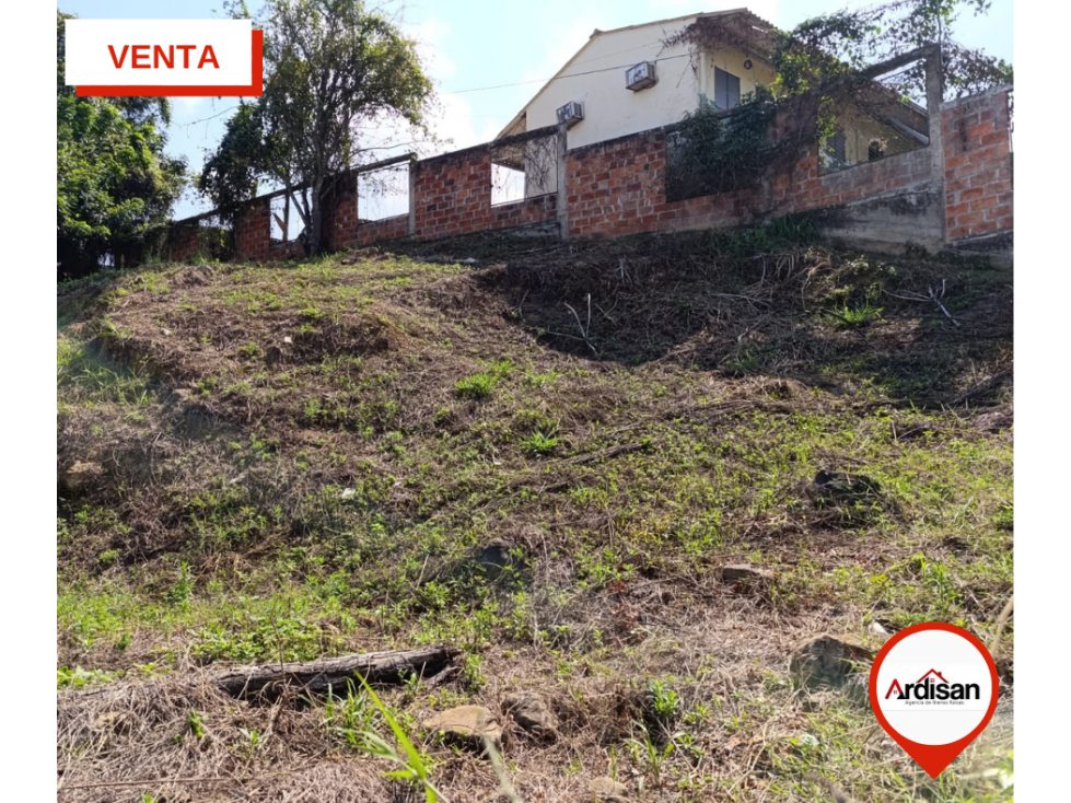 AMPLIO LOTE URBANO DE 415MTS - 2