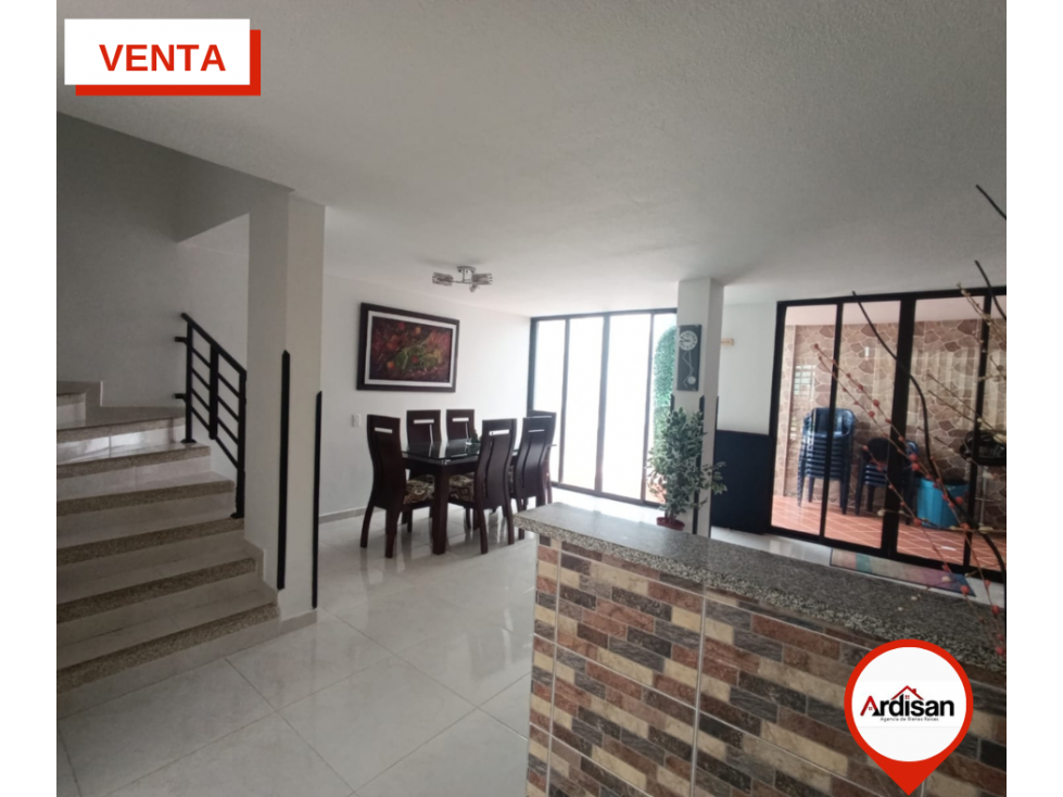 CASA DE DOS PISOS MAS TERRAZA EN CONJUNTO PRIVADO - 5