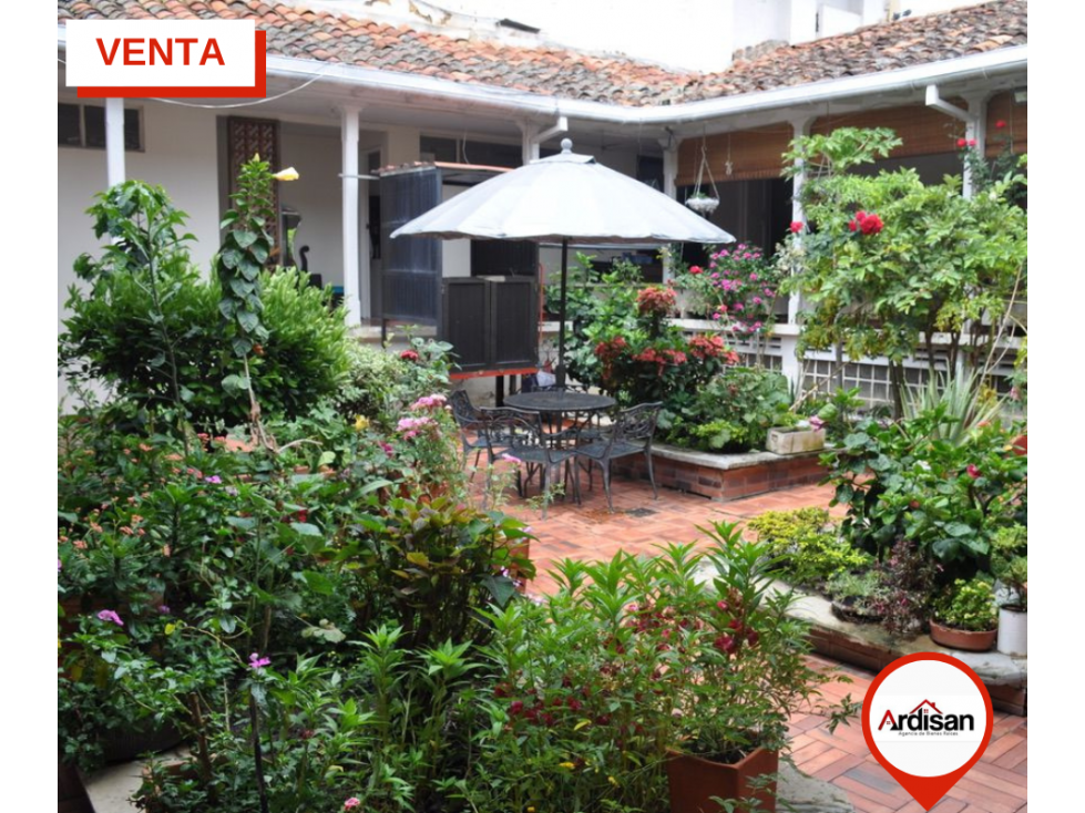 AMPLIA CASA COMERCIAL CENTRAL CON LOCALES RENTANDO — foto 2