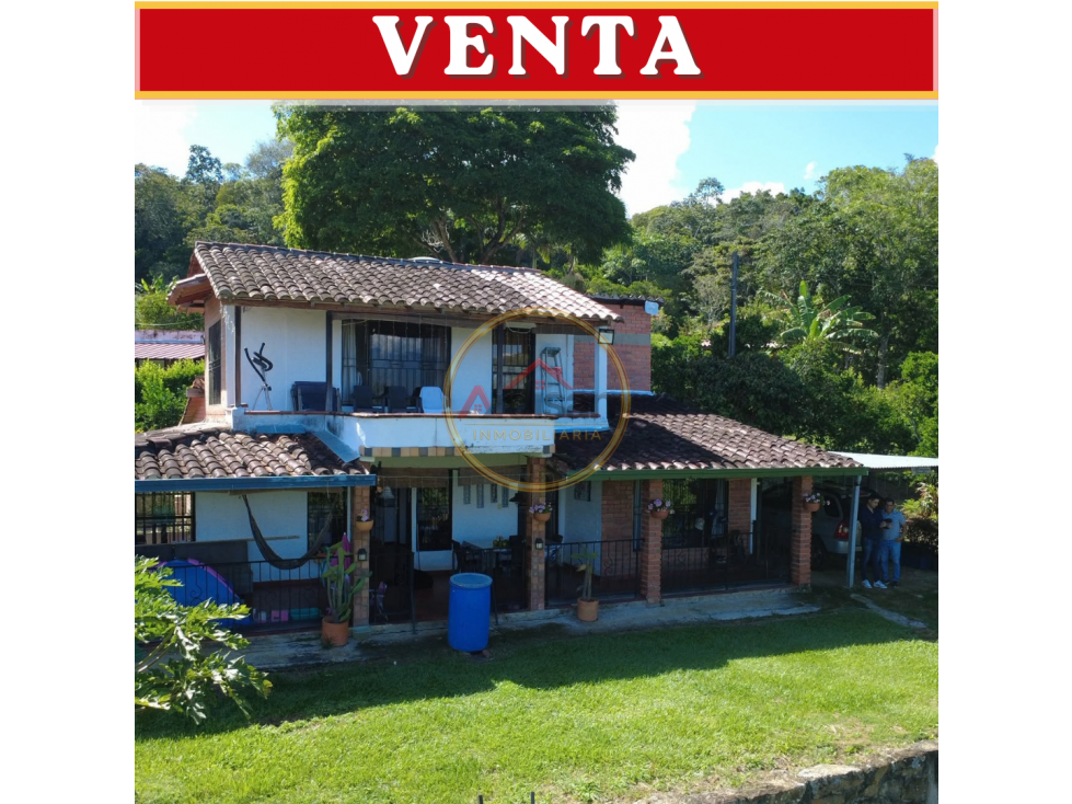 PARCELA CAMPESTRE DE 1 HECTAREA CON CASA A 15 MINUTOS DEL SOCORRO - 1