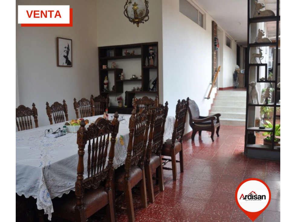 AMPLIA CASA COMERCIAL CENTRAL CON LOCALES RENTANDO — foto 6