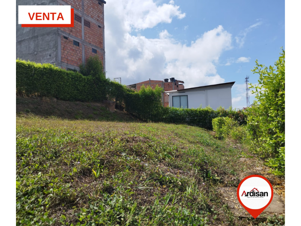 LOTE URBANO DE 360 M2 EN CONDOMINIO - 4