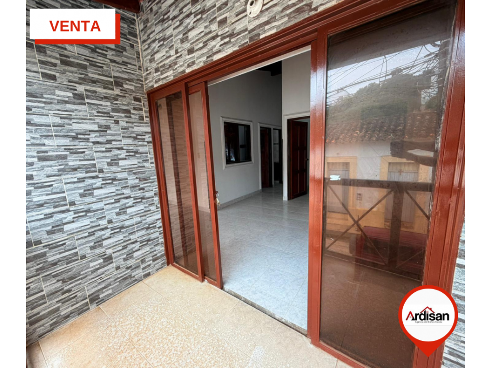 APARTAMENTO SEGUNDO PISO CON BALCON DE 130MTS - 3