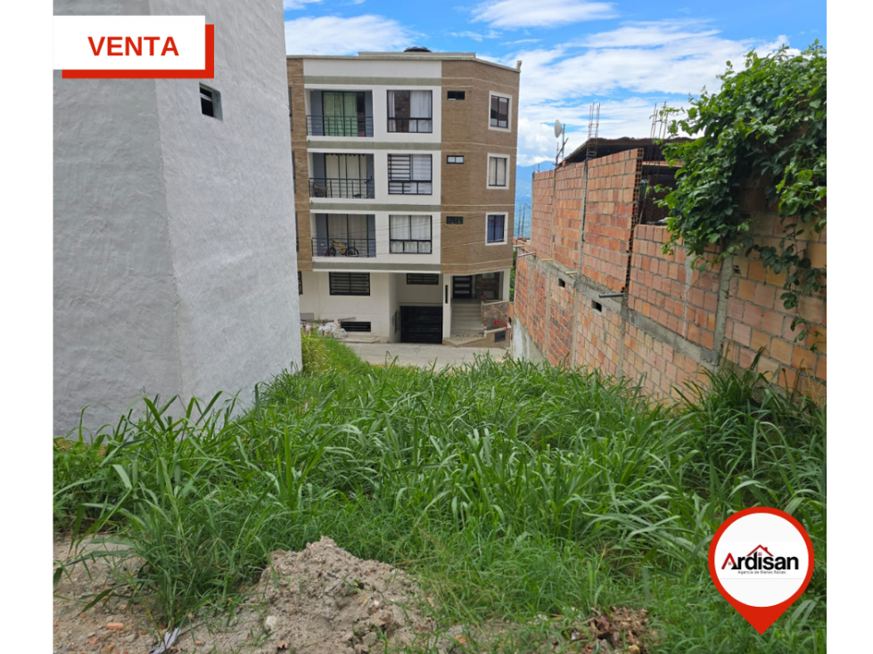 LOTE URBANO DE 80MTS PARA DESARROLLO INMOBILIARIO - 3