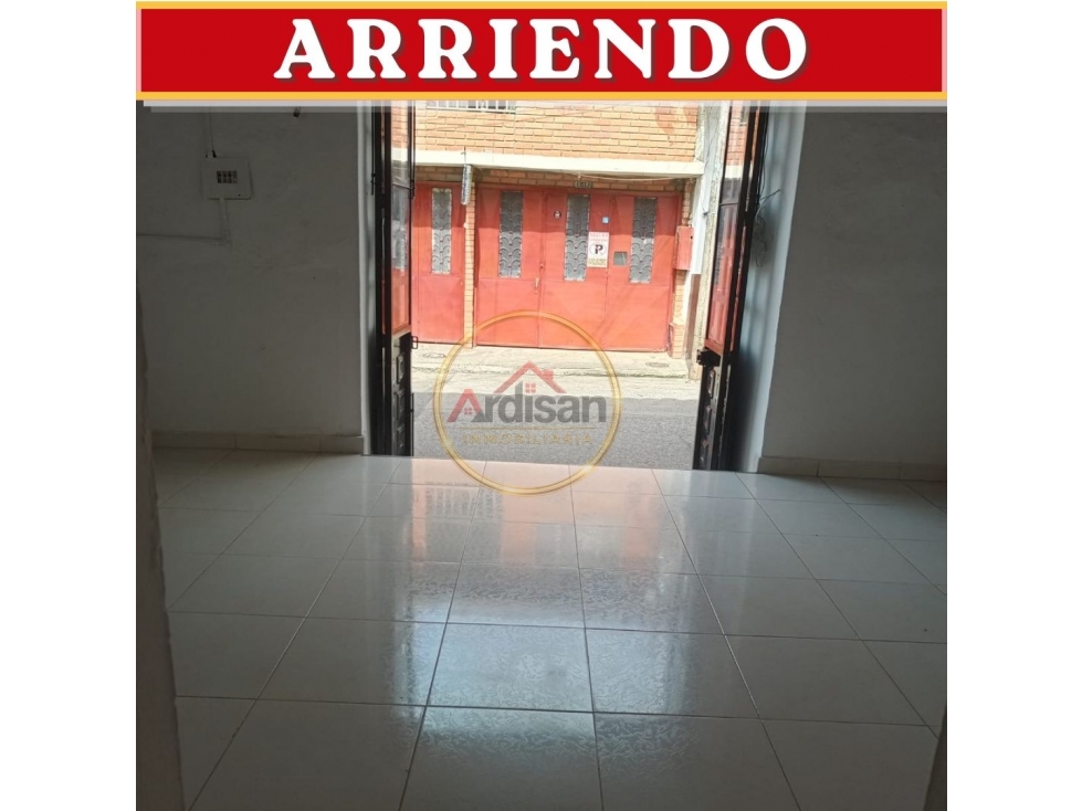 ARRIENDO LOCAL COMERCIAL CERCA DE LA CHIQUINQUIRA - 3