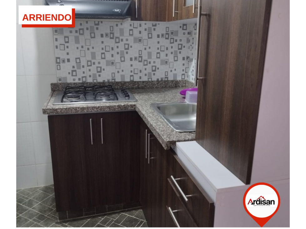 LINDO APARTAMENTO EN QUINTO PISO CON PARQUEADERO - 4