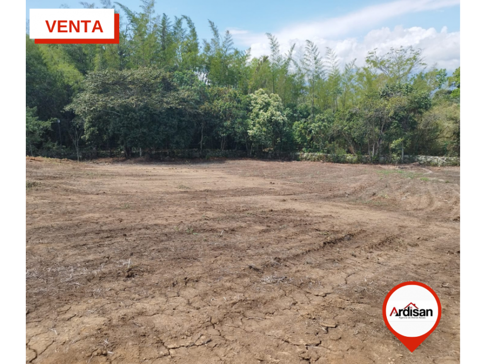 EXCELENTE LOTE PLANO DE 2.600MTS EN CONJUNTO CAMPESTRE - 1