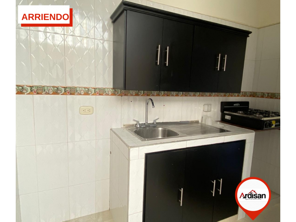 ARRIENDO SEGUNDO PISO ENTRADA INDEPENDIENTE EN EL VIRREY — foto 4