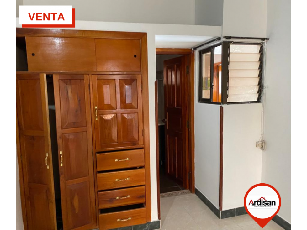 CASA COMERCIAL CENTRAL - SOCORRO SANTANDER - 5