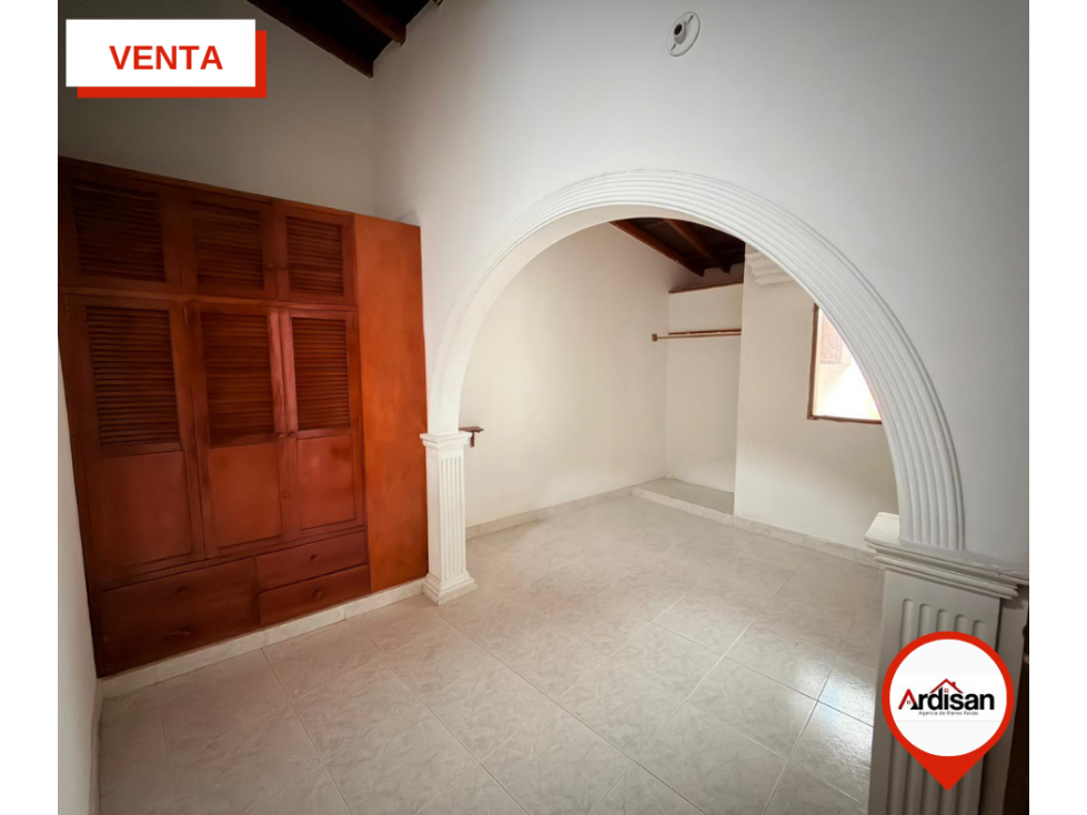 APARTAMENTO SEGUNDO PISO CON BALCON DE 130MTS - 4
