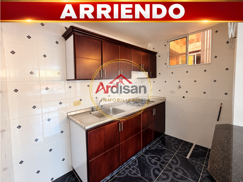 ARRIENDO APARTAMENTO A 4 CUADRAS DE LA UNIVERSIDAD LIBRE — foto 3