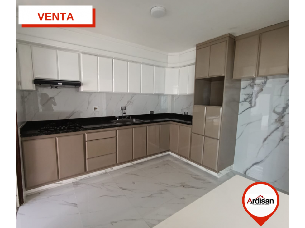 AMPLIA CASA DE TRES NIVELES EN EXCLUSIVO CONDOMINIO DEL SOCORRO - 3