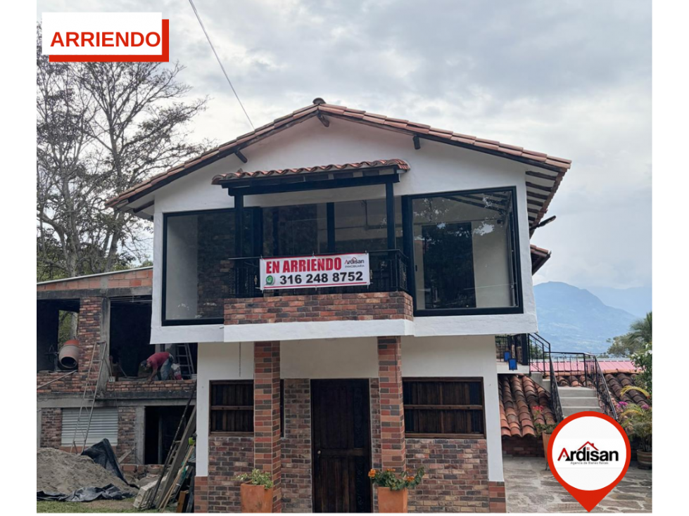 ARRIENDO LOCAL COMERCIAL AMPLIO EN SEGUNDO PISO - 1