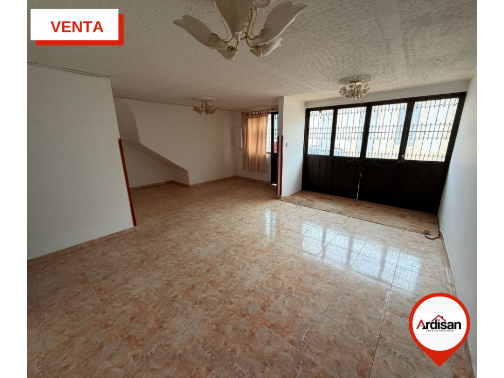 APARTAMENTO PRIMER PISO CENTRAL DE 130MTS