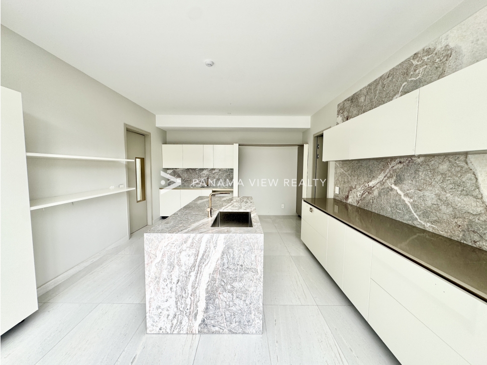 LA MAISON BY FENDI / SANTA MARIA / VENTA — foto 5