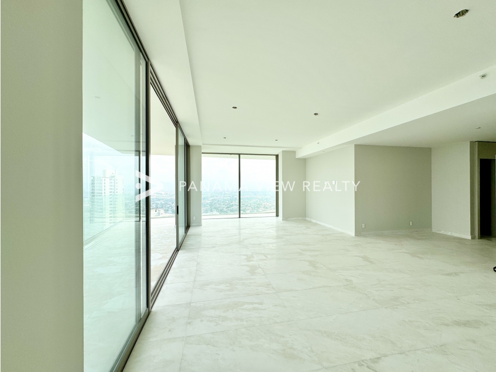 LA MAISON BY FENDI / SANTA MARIA / VENTA PRECIO ESPECIAL! — foto 4