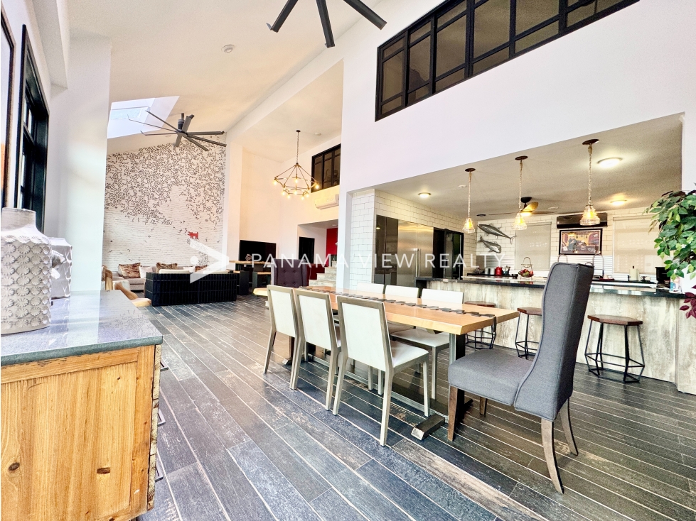 STAR AND HERALD PENTHOUSE / CASCO VIEJO / VENTA