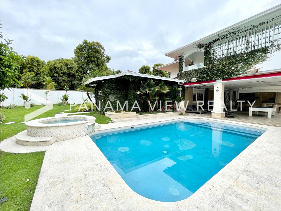 MANSION ALTOS DEL GOLF / SAN FRANCISCO / VENTA o ALQUILER