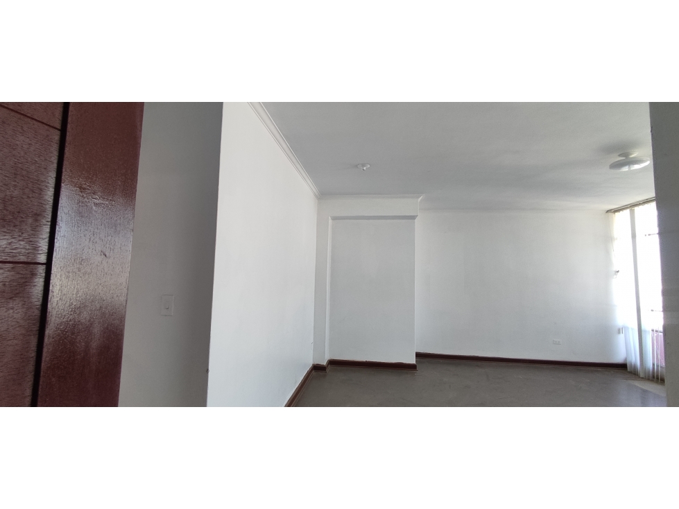 VENDO O ALQUILO AV. SANCHEZ CERRO — foto 2