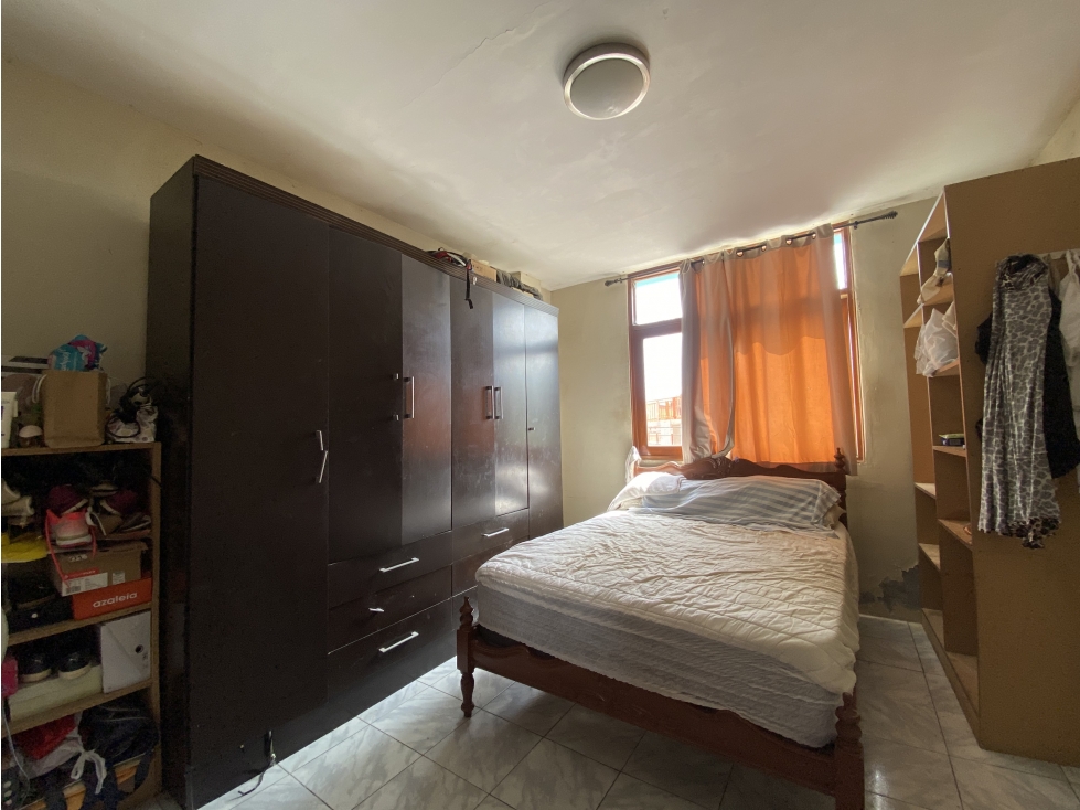 VENDO O ALQUILO AMPLIA CASA EN AV. SÁNCHEZ CERRO - 5