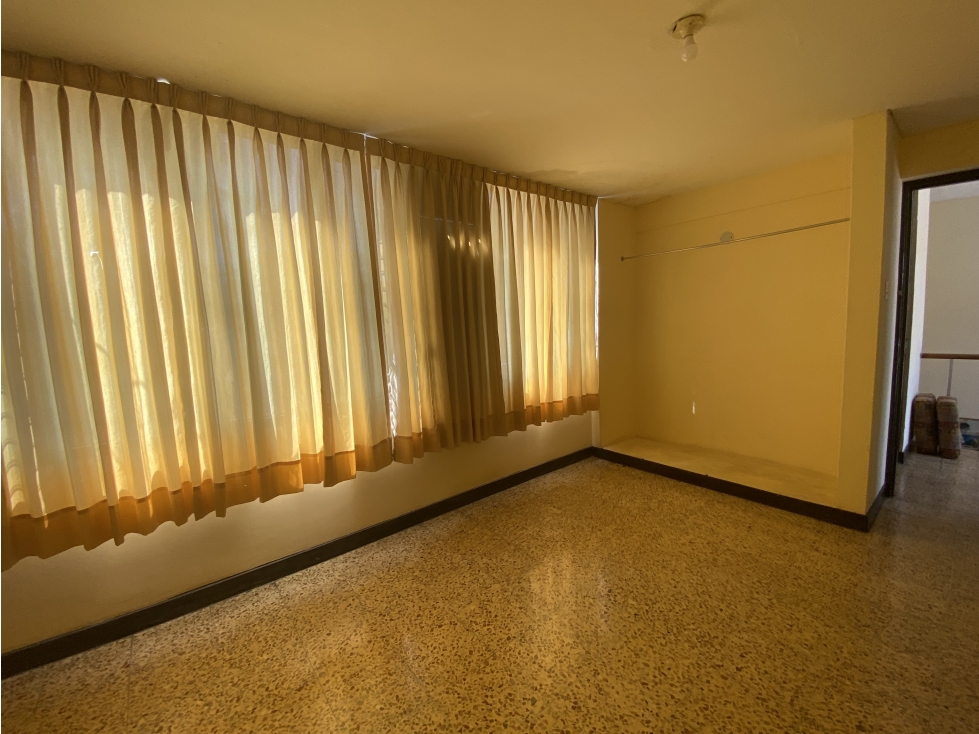 EN VENTA A PRECIO DE OCASIÓN EN LA MEJOR UBICACIÓN - 6