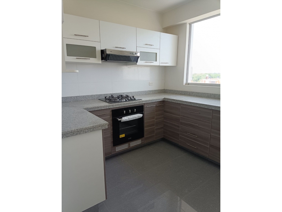 VENDO LINDOS DUPLEX EN MIRAFLORES. C .C - 6