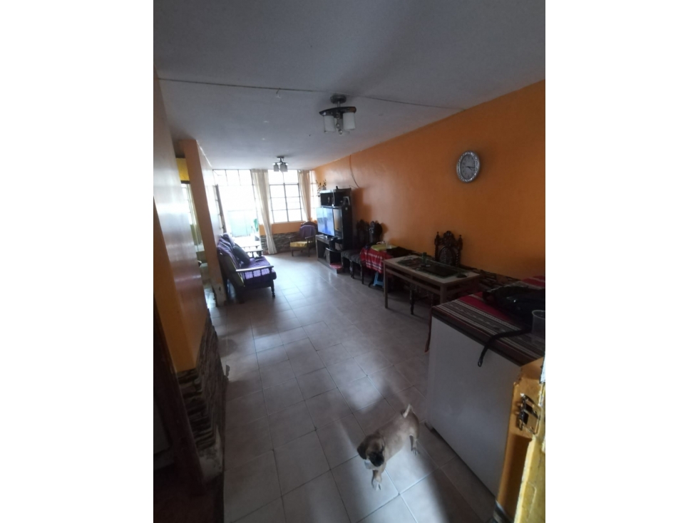 EN VENTA CASA DE DOS PISOS ALMIRANTE M.G - 3