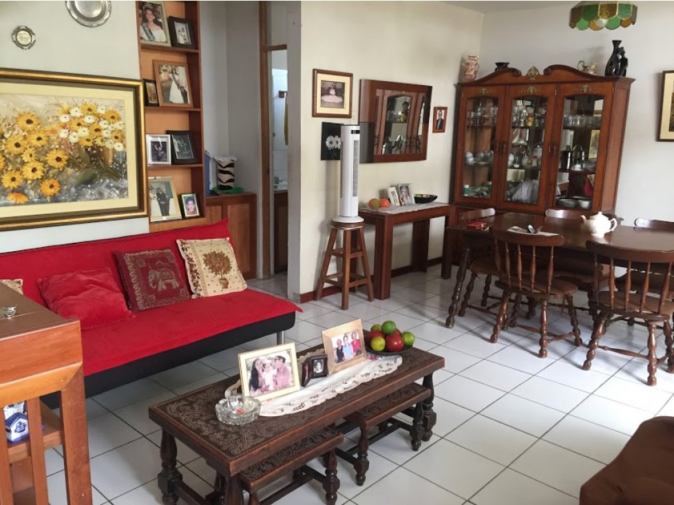 VENDO AMPLIA CASA Y CUARTOS PARA ALQUILER EN GERANIOS, PIURA - 5