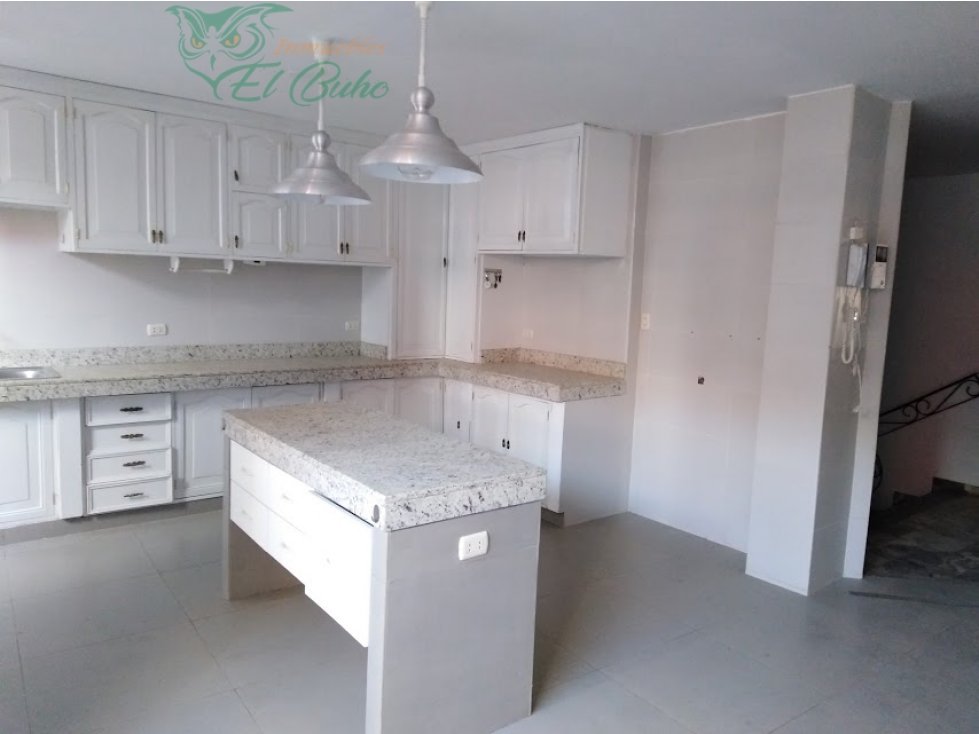 CASA EN ALQUILER URB. LOS GERANIOS, PIURA - 3